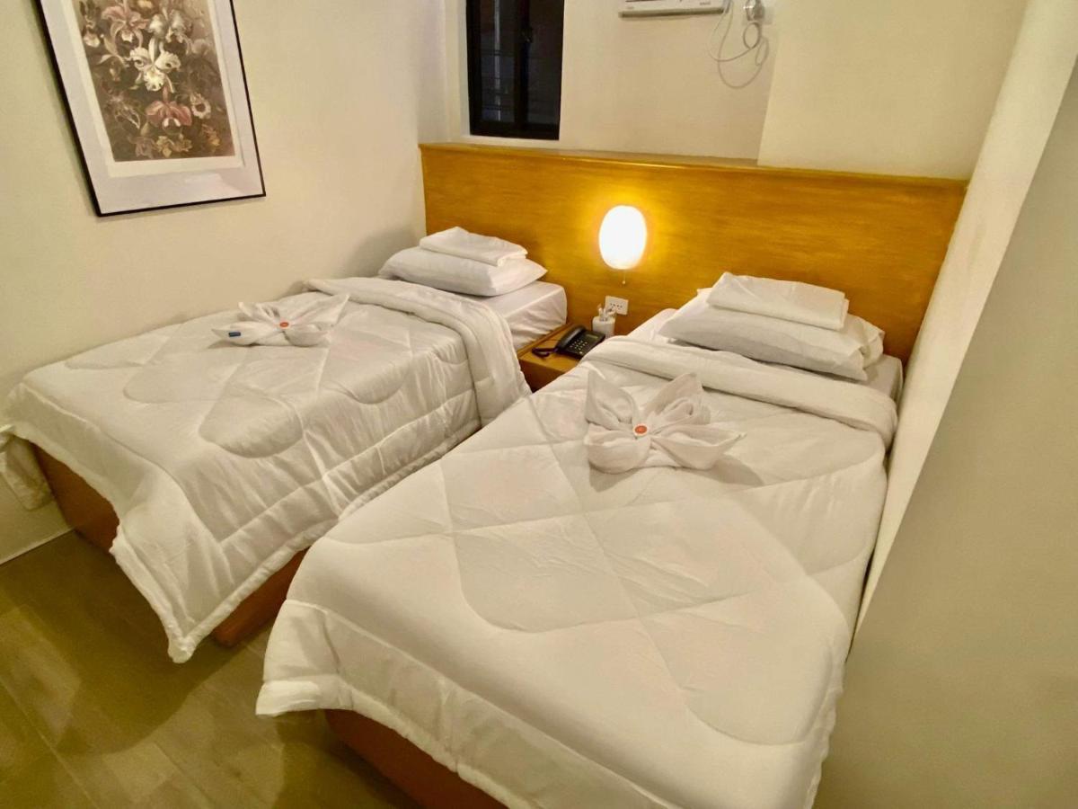 Aurora Suites 파사이 외부 사진