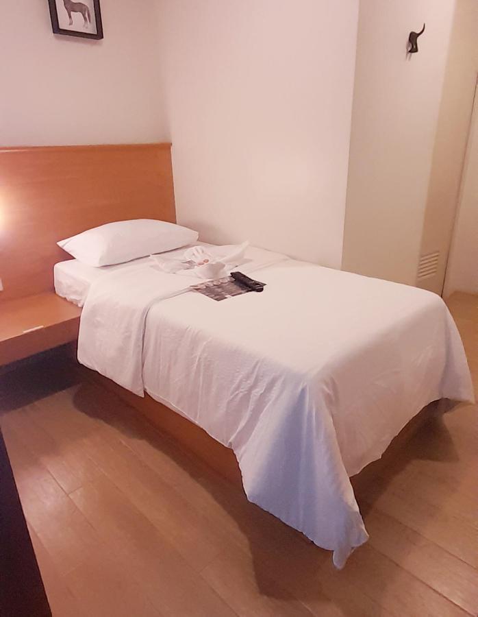Aurora Suites 파사이 외부 사진